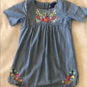 GAP 3T embroidered denim shirt dress. EUC